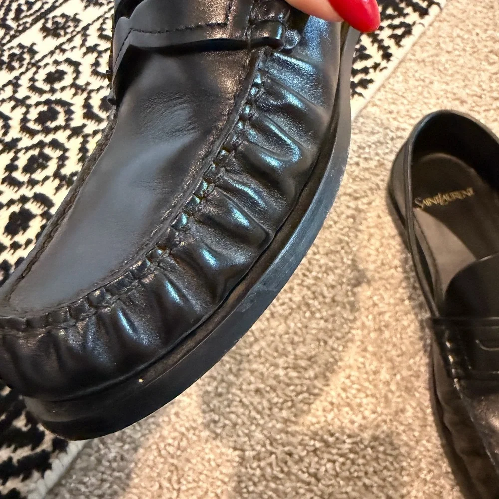 Saint Laurent Black Leather Loafers - Picture 6 of 16